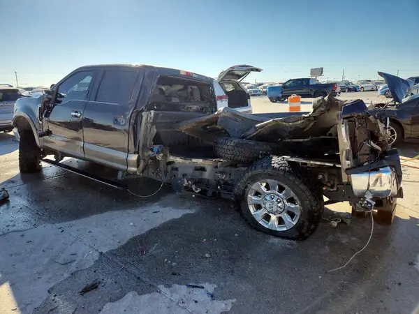 1FT8W3BTXJEB07829 2018 FORD F350 - Image 2