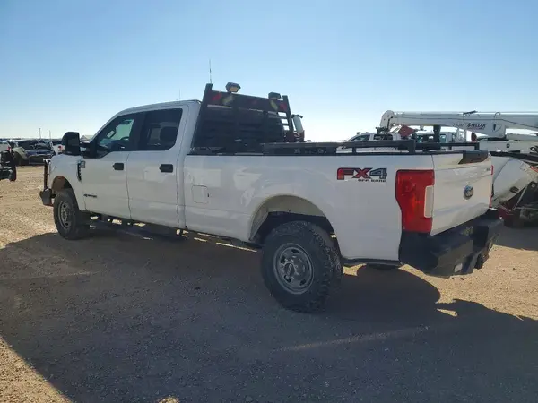 1FT8W3BTXJEC94893 2018 FORD F350 - Image 2