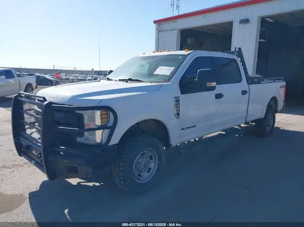 1FT8W3BTXKEE59648 2019 FORD F350 - Image 2
