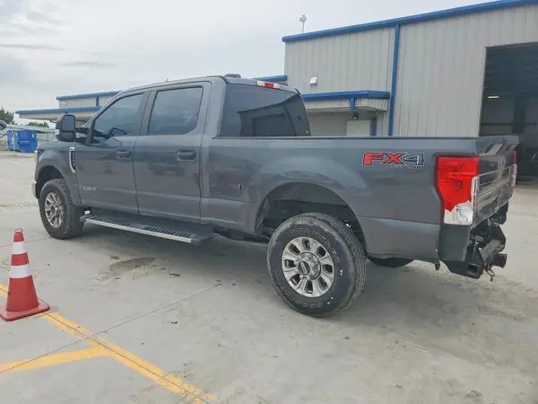 1FT8W3BTXLEE17546 2020 FORD F350 - Image 2