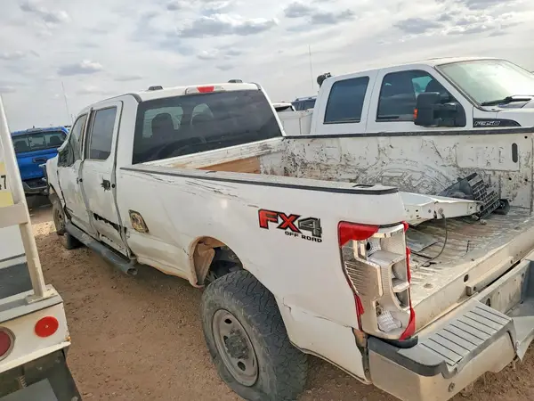 1FT8W3BTXNED77455 2022 FORD F350 - Image 2