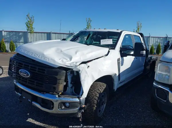 1FT8W3BTXPED34124 2023 FORD F350 - Image 2