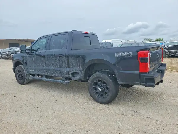 1FT8W3BTXRED59981 2024 FORD F350 - Image 2