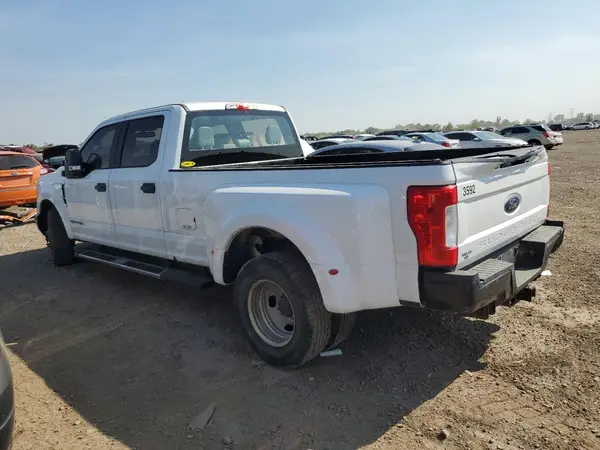 1FT8W3CT7JEC25433 2018 FORD F350 - Image 2