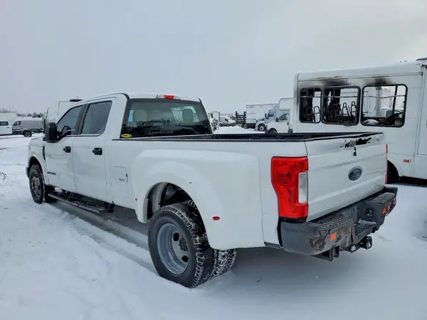 1FT8W3CT8KEE87205 2019 FORD F350 - Image 2