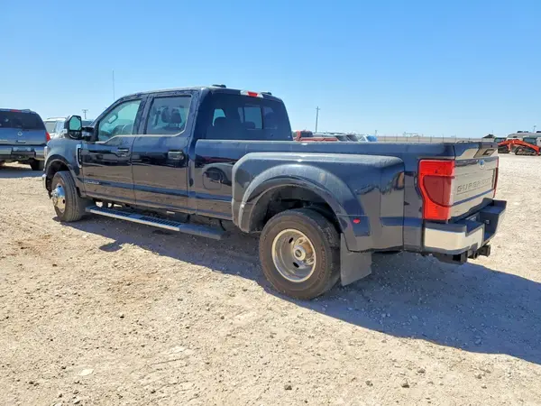 1FT8W3CT9NEF22564 2022 FORD F350 - Image 2