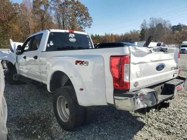 1FT8W3D62KEF81900 2019 FORD F350 - Image 2