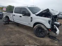 1FT8W3D68KEF10622 2019 FORD F350