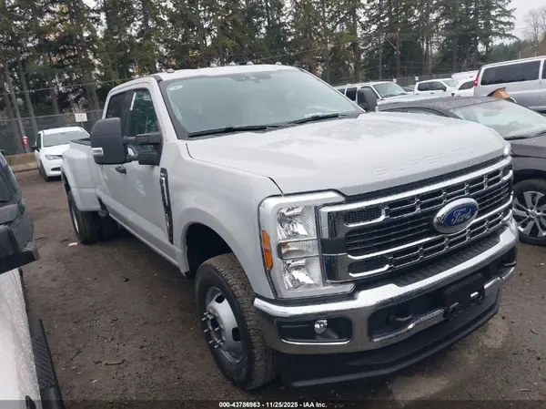 1FT8W3DA6TEC64840 2026 FORD F350 - Image 1