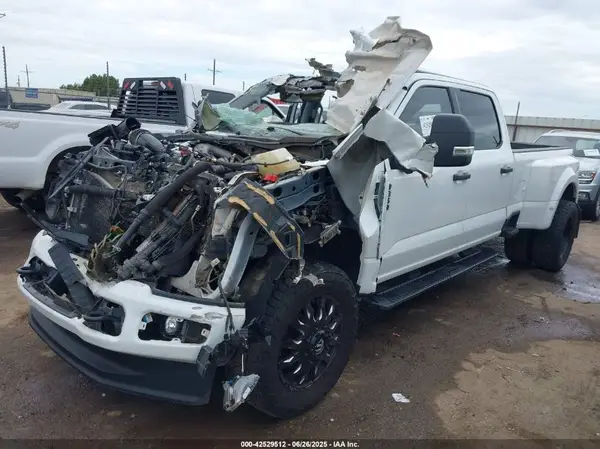 1FT8W3DM2PEC17417 2023 FORD F350 - Image 2