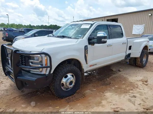 1FT8W3DM5PEC22899 2023 FORD F350 - Image 1