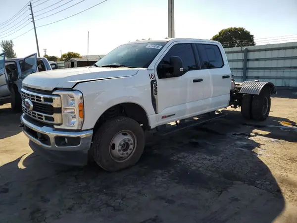 1FT8W3DM6PEC15976 2023 FORD F350 - Image 1