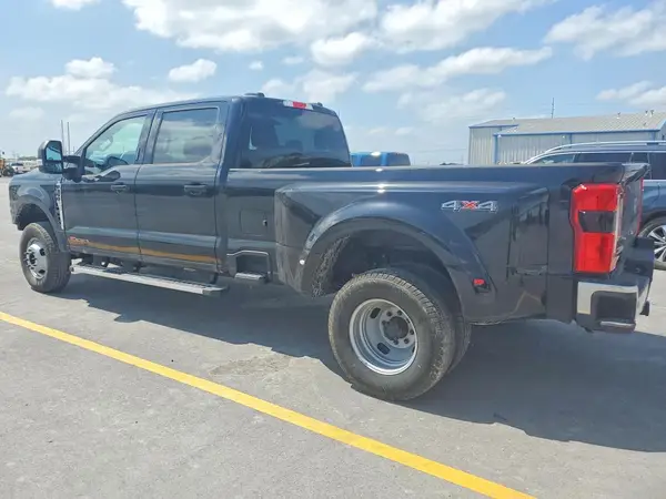 1FT8W3DM7TEC28794 2026 FORD F350 - Image 2