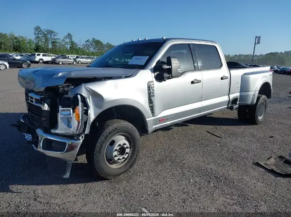 1FT8W3DM8PEC20905 2023 FORD F350 - Image 2