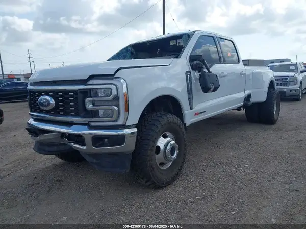 1FT8W3DM8RED78437 2024 FORD F350 - Image 2