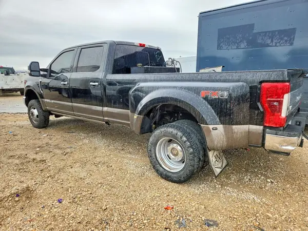 1FT8W3DT0HEC30062 2017 FORD F350 - Image 2