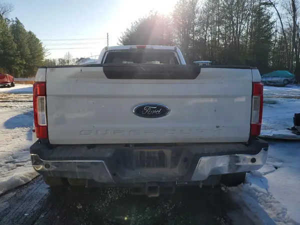 2018 FORD F350 auction photo 6