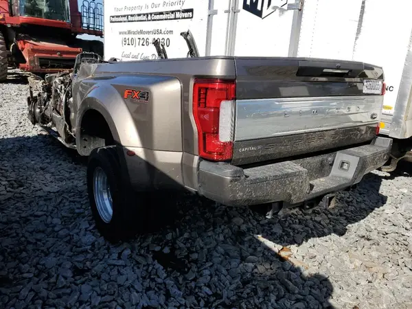 1FT8W3DT0JEC97699 2018 FORD F350 - Image 2