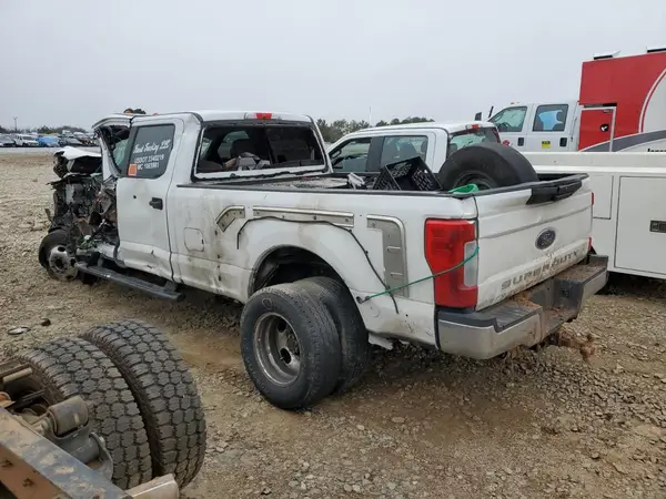 1FT8W3DT0KEG34812 2019 FORD F350 - Image 2