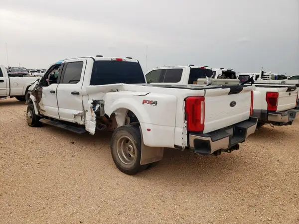 1FT8W3DT0PEC03989 2023 FORD F350 - Image 2