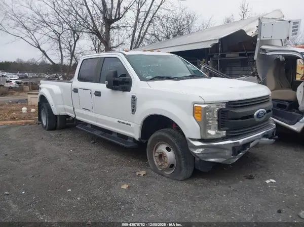 1FT8W3DT1HED57483 2017 FORD F350