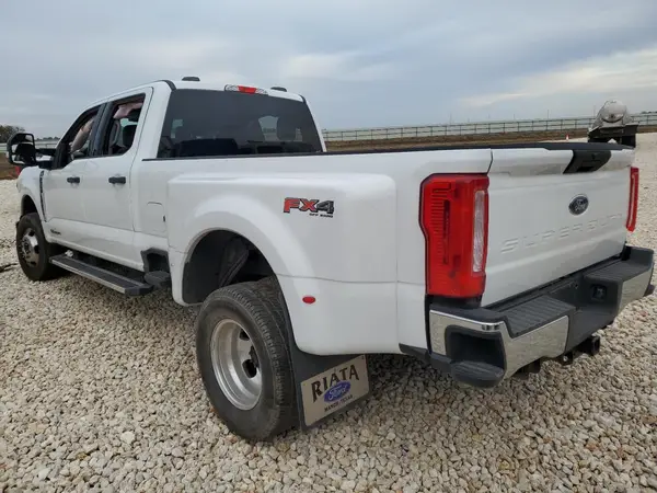 1FT8W3DT1REC47177 2024 FORD F350 - Image 2