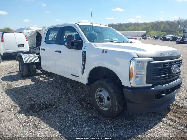 1FT8W3DT1REC47535 2024 FORD F350 - Image 1