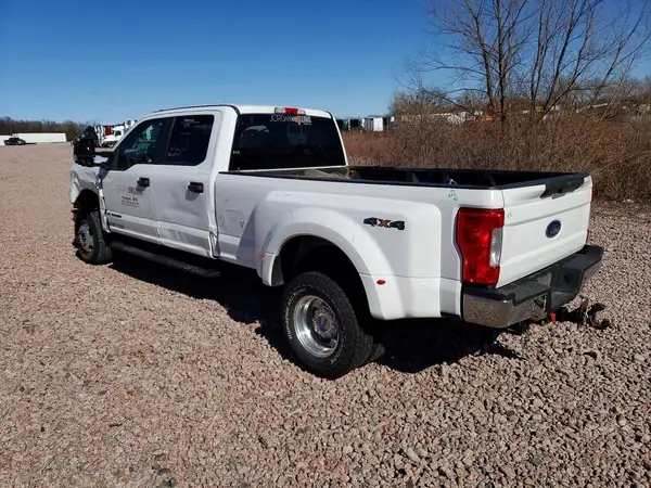 1FT8W3DT2JEC58032 2018 FORD F350 - Image 2