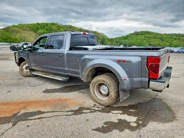 1FT8W3DT2NEF77548 2022 FORD F350 - Image 2