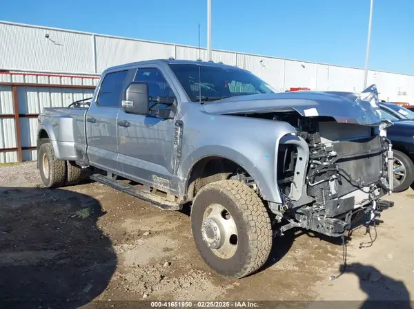 1FT8W3DT2REE90383 2024 FORD F350 - Image 1