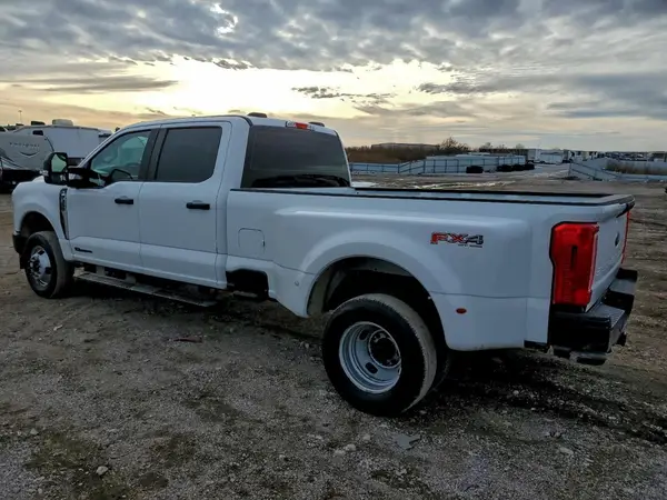 1FT8W3DT2REF49982 2024 FORD F350 - Image 2