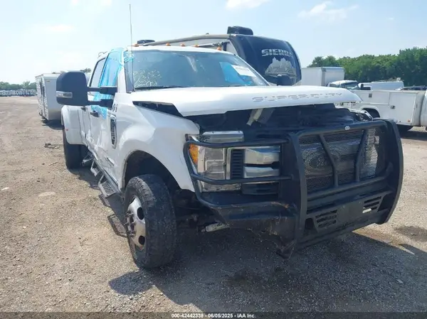 1FT8W3DT3HED25764 2017 FORD F350 - Image 1