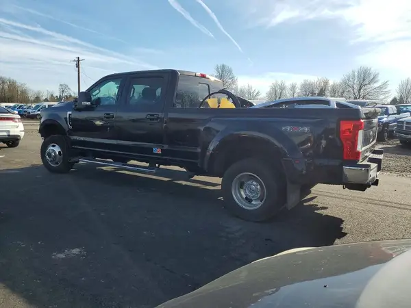 1FT8W3DT3KED32933 2019 FORD F350 - Image 2