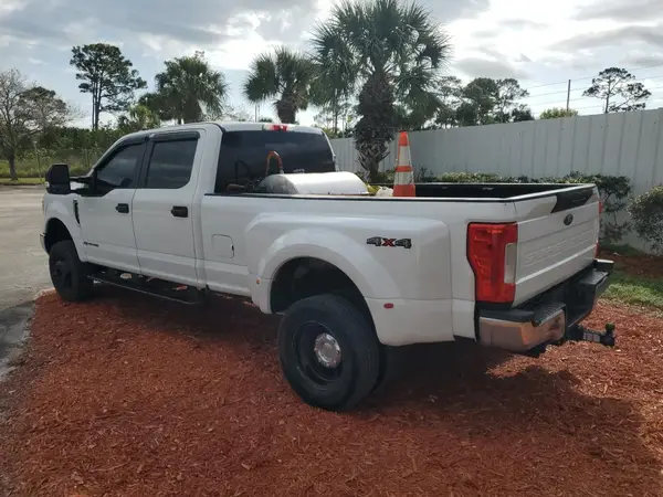 1FT8W3DT3KEE42459 2019 FORD F350 - Image 2