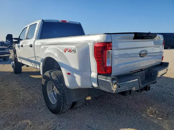 1FT8W3DT3KEG23593 2019 FORD F350 - Image 2
