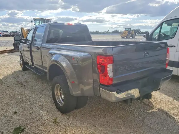 1FT8W3DT3NEF52805 2022 FORD F350 - Image 2