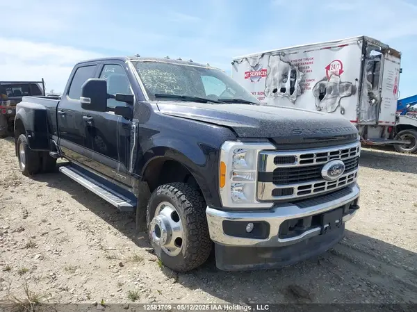 1FT8W3DT3PEC37344 2023 FORD F350 - Image 1