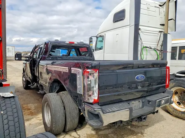 1FT8W3DT3PEC37554 2023 FORD F350 - Image 2
