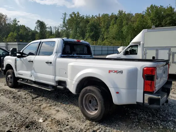 1FT8W3DT3RED94844 2024 FORD F350 - Image 2