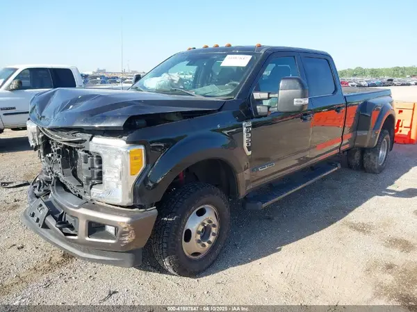 1FT8W3DT4HEF35595 2017 FORD F350 - Image 2