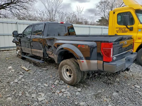 1FT8W3DT4NED28362 2022 FORD F350 - Image 2