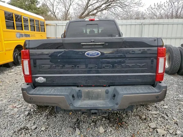 2022 FORD F350 auction photo 6