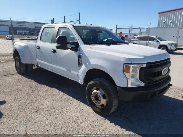 1FT8W3DT4NED75956 2022 FORD F350 - Image 1