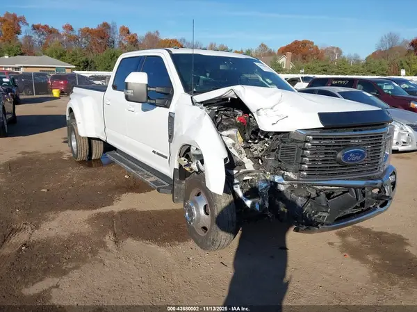 1FT8W3DT4NEF25242 2022 FORD F350 - Image 1