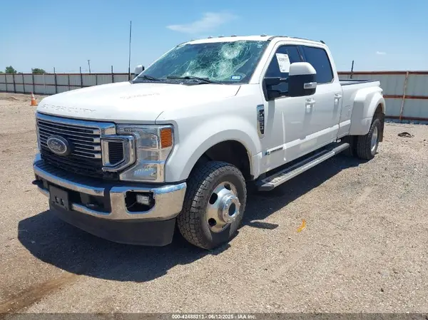 1FT8W3DT4NEG05933 2022 FORD F350 - Image 2