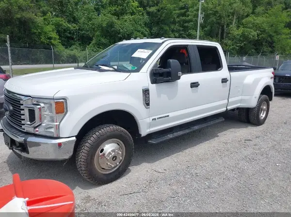 1FT8W3DT4NEG27401 2022 FORD F350 - Image 2