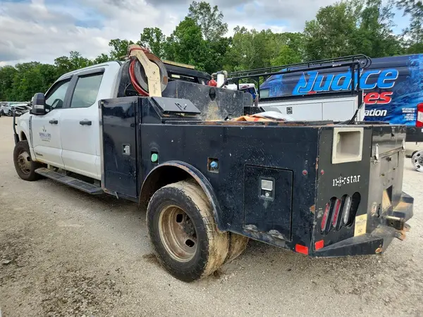 1FT8W3DT4PEC15918 2023 FORD F350 - Image 2