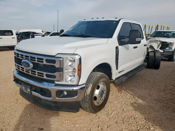1FT8W3DT4REC49604 2024 FORD F350 - Image 1