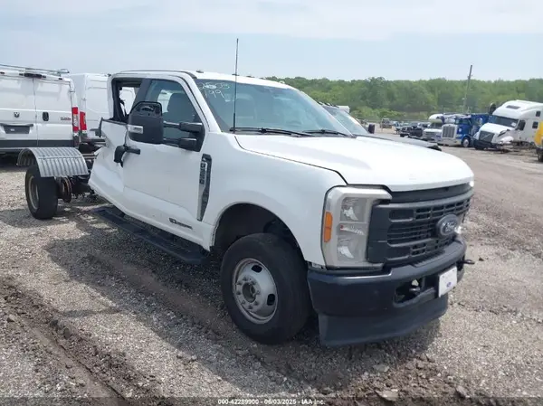 1FT8W3DT4REE77506 2024 FORD F350 - Image 1
