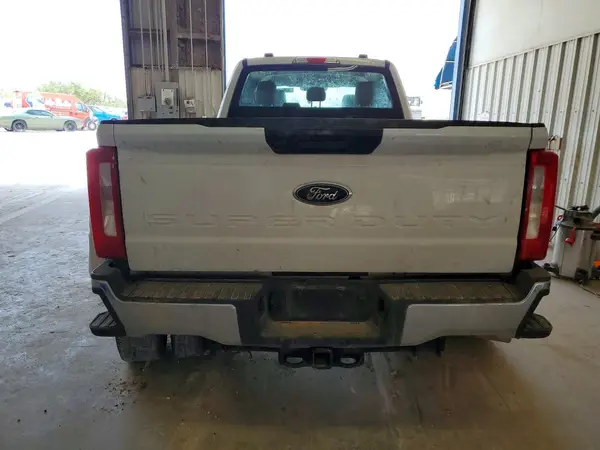2024 FORD F350 auction photo 6